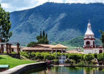 Mascota vive su temporada más espectacular con cascadas, bosques, aventura, gastronomía y experiencias para toda la familia. | AMEXI/FOTO: Sectur