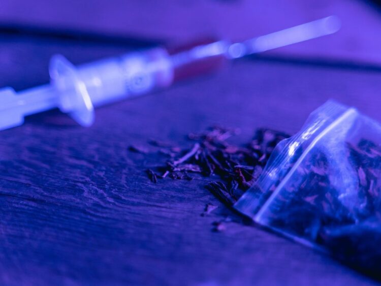 Oaxaca decomisan más de 2 mil dosis de drogas en aduanas