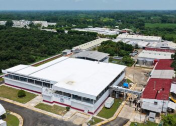 Inauguran planta de moscas estériles para el combate al gusano barrenador. AMEXI