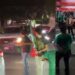Policías de Apatzingán dispersan con balazos al aire a aficionados