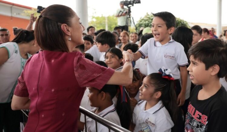 Sheinbaum afirma que siempre estará al pendiente de los niños de México