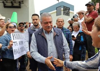 Raúl Morón declara ante la FGE por homicidio de Carlos Manzo