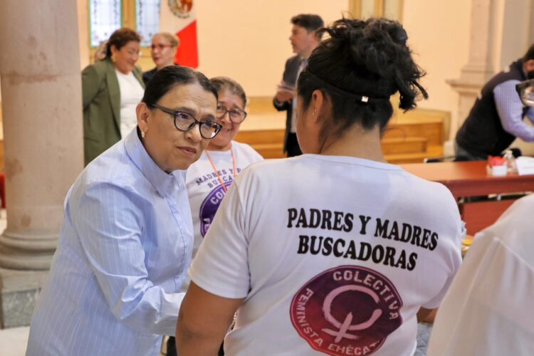 Segob recibe a colectivo de madres y padres de desaparecidos «Ehécatl»