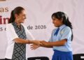 En Veracruz, Claudia Sheinbaum defiende la beca «Rita Cetina»