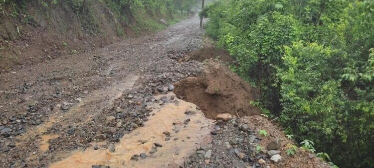 Tormenta Boris aísla 12 municipios en Hidalgo; habilitan albergues