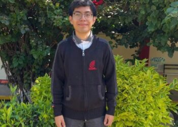 Ángel David Jiménez, estudiante zapoteco, gana beca completa por proyecto de IA