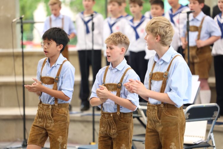 Chimalhuacán recibe a los Niños Cantores de St. Florian de Austria