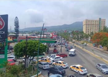 La CNTE y de la Sección VII del SNTE tomaron 13 gasolineras en Tuxtla Gutiérrez, Chiapas, como parte de las acciones de la Huelga Nacional