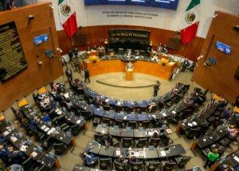 Once legisladores dejan el Congreso para buscar gubernaturas rumo a 2027