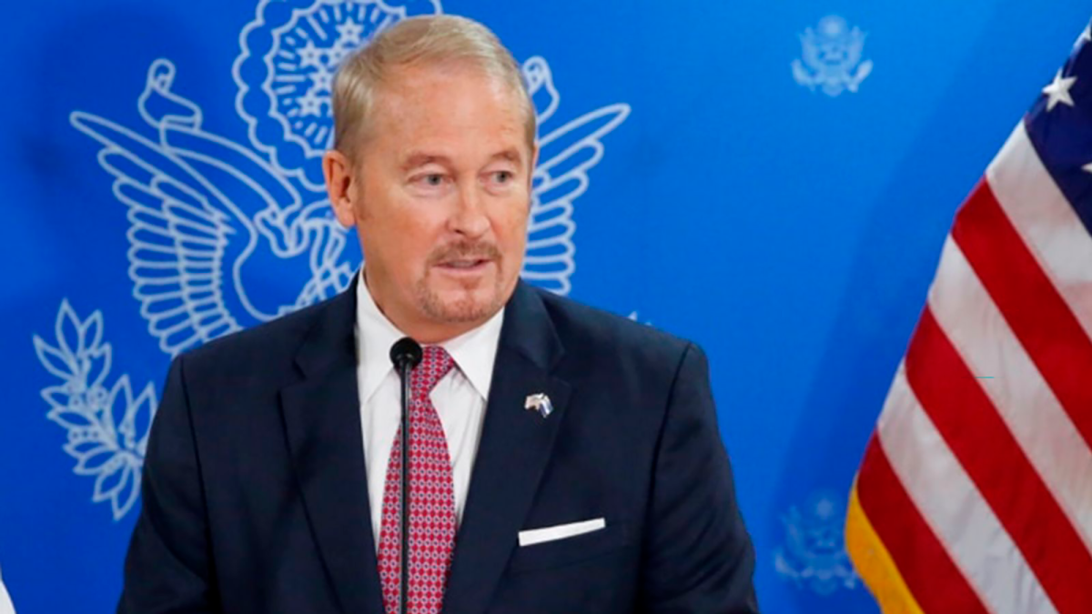 Embajador de Estados Unidos, Ronald Johnson