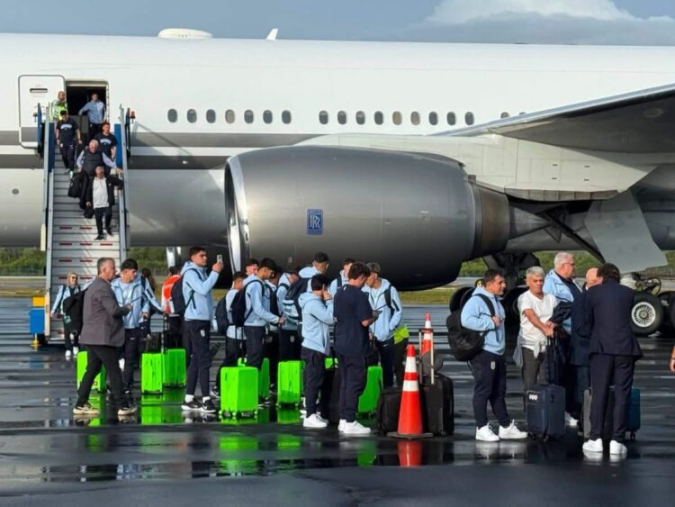 La selección de futbol de Uruguay no puede viajar de Cancún, Quintana Roo a donde deberá en el Mundial 2026, en Miami,