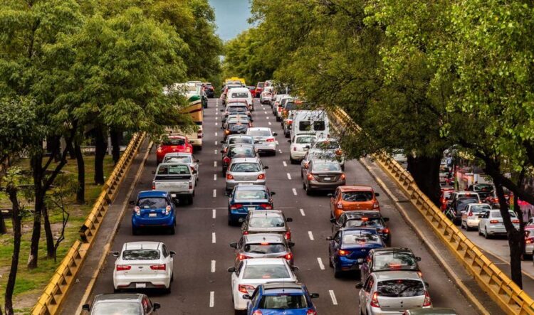Hoy No Circula del 16 de julio: autos con engomado verde placas 1 y 2