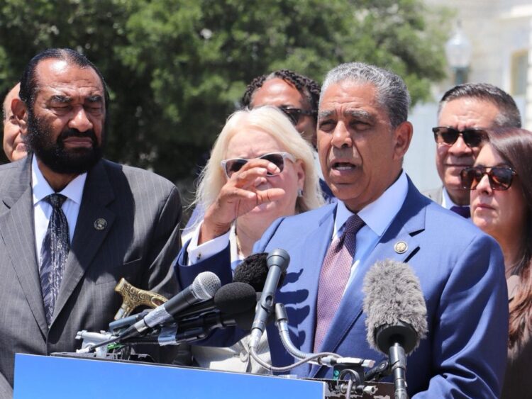Adriano Espaillat, político dominicano. AMEXI Foto X Adriano Espaillat