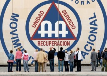 Alcohólicos Anónimos Matriz Condesa. Junta Pública en el Metropólitan para celebrar su 51 aniversario.