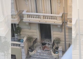 Daños en un edificio en Mónaco, por un atentado contra un empresario ucraniano