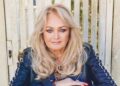 Muere Bonnie Tyler a los 75 años en Portugal. | AMEXI/FOTO: IG @bonnietylerofficial