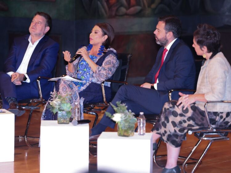 Coalición de Alcaldes reunida en México clama por la cooperación en políticas migratorias.