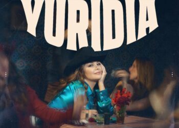Yuridia promociona el lanzamiento de los sencillos “Eres Mi Nada” y “Tu Pasado Y Tú”, con los que reafirma su lugar en el regional mexicano.