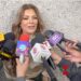 Diana Reyes ofrece una entrevista a medios de comunicación, donde recuerda a Jenni Rivera, habla de su amistad con la cantante y comparte su opinión sobre la familia Rivera.