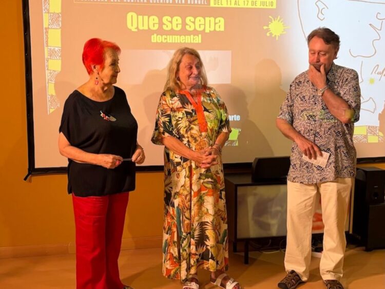 Fotograma del documental Que se sepa, dirigido por Amaia Merino y Ander Iriarte, presentado en el Festival Internacional de Cine Buñuel-Calanda, centrado en la búsqueda de memoria, justicia y reparación de Tamara Muruetagoiena.