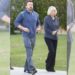 Ben Affleck durante un evento público. El actor enfrenta la muerte de su madre, Chris Anne Affleck, y rinde homenaje a su legado solidario con una donación benéfica.