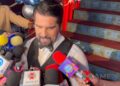 Arturo Carmona conversa con medios de comunicación durante la celebración de su cumpleaños número 50, donde habla de su familia, su salud y sus proyectos.