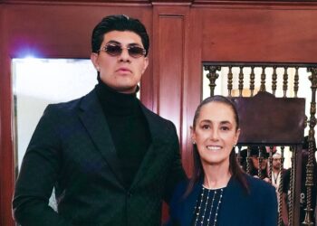 El Bogueto llevó "Mi Barrio" a La Mañanera como embajador de México Canta. | AMEXI/FOTO: IG @elbogueto