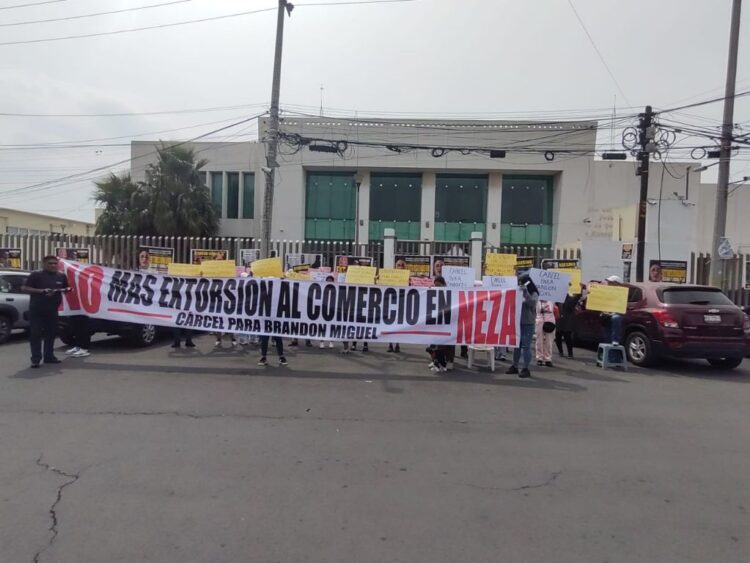 Exigen que no liberen a presunto líder de Los Brandon's en Neza