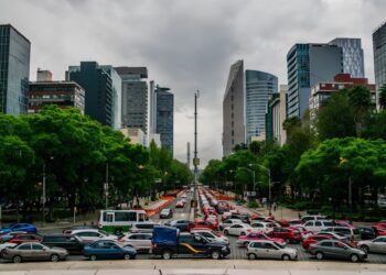 Hoy No Circula lunes 3 de agosto. AMEXI Foto