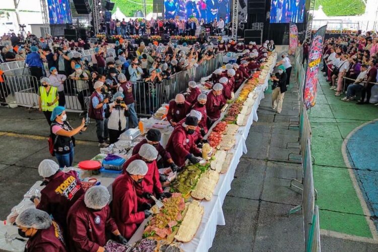 Más de 100 metros de pan con proteína y un récord mundial en el Torta Fest 2026