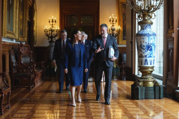 Tercera ronda de conversaciones entre los equipos negociadores