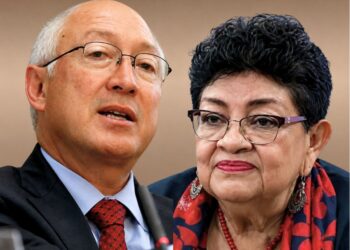 Ken Salazar y Ernestina Godoy. Tensando la relación México-Estados Unidos.