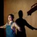 María del Roble presenta “En Marte no hay osos”, un monólogo sobre heridas familiares. | AMEXI/FOTO: Cortesía