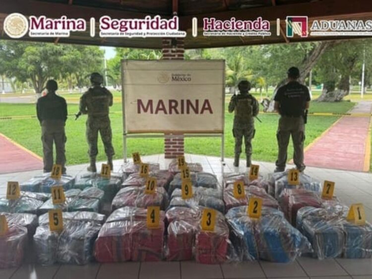 Marina aseguran más de una tonelada de cocaína