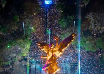 México Mágico 2026 “Aficionados celebran en el Ángel 2026” Fotografía tomada del FB Gobierno Federal