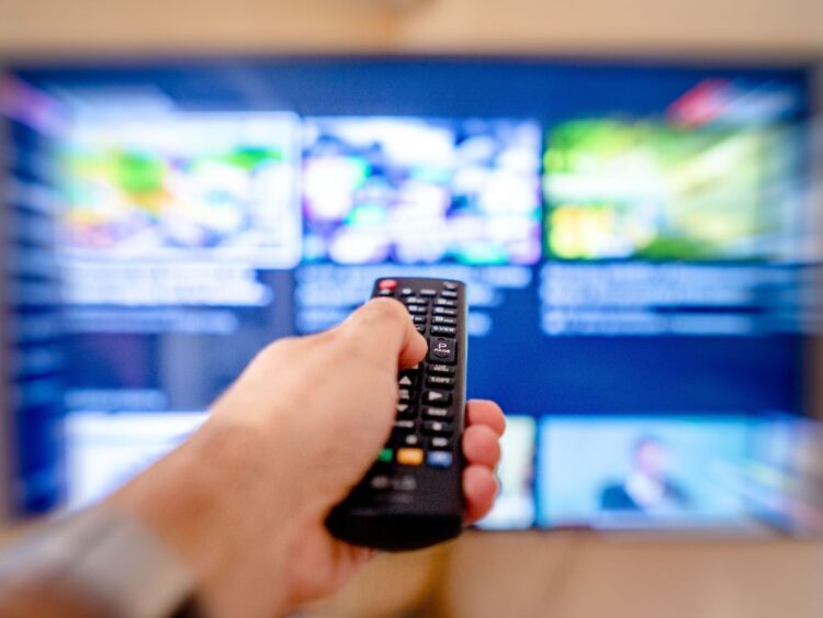 Desarrollo de modelos híbridos de televisión en México