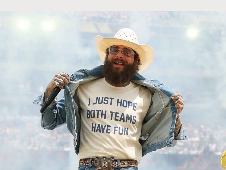 Post Malone canta durante la ceremonia de clausura del Mundial 2026 previo a la final entre España y Argentina