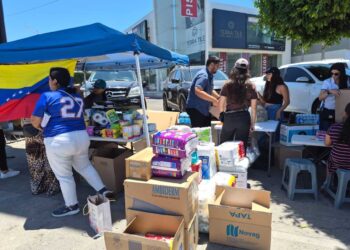 Venezolanos en Tijuana abren centro de acopio para apoyar a damnificados por sismosVenezolanos en Tijuana abren centro de acopio para apoyar a damnificados por sismos