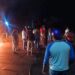 Vecinos bloquean calles por fallas eléctricas de hasta 48 horas