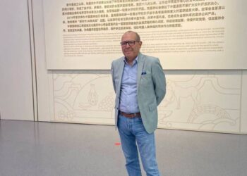 Periodista Alejandro Leyva recibe homenaje de cuerpo presente en Oaxaca
