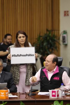 El representante de Partido Somos México, Marco Baños también se pronunció por auditar el origen del dinero que reciben todos los partidos