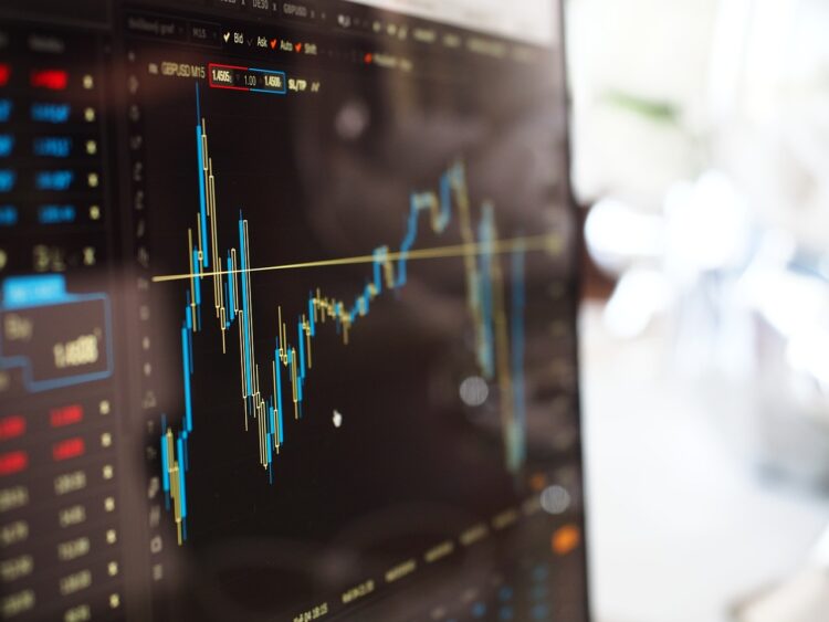 Economía mexicana enfrenta riesgo de nueva moderación