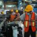 Empleo en México cae en junio; informalidad resiste