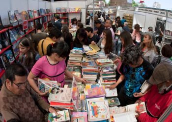 El Gran Remate de Libros 2026 regresa a CDMX con ejemplares desde 10 pesos, discos y películas en el Monumento a la Revolución. | AMEXI/FOTO: cultura.cdmx.gob.mx