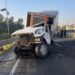 Choca y se incendia camión cargado con cebollas en Circuito Exterior Mexiquense