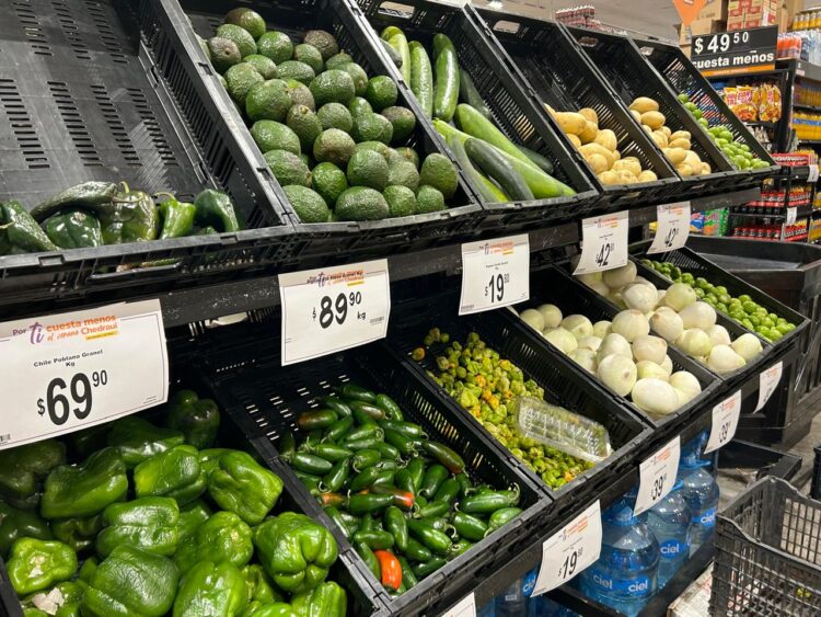 Canasta básica modera alza pero supera inflación en junio
