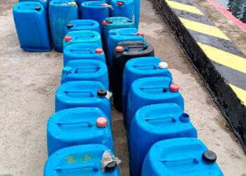 Marina incauta 1.1 toneladas de cocaína en el Pacífico