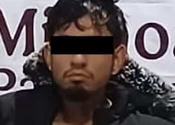 Desde Ciudad de Hidalgo, Michoacán se reporta que en un operativo se detuvo a un presunto integrante del CJNG.