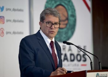 Llama diptado Ricardo Monreal Ávila a respaldar a la presidenta Claudia Sheinbaum ante tensiones con Estados Unidos.