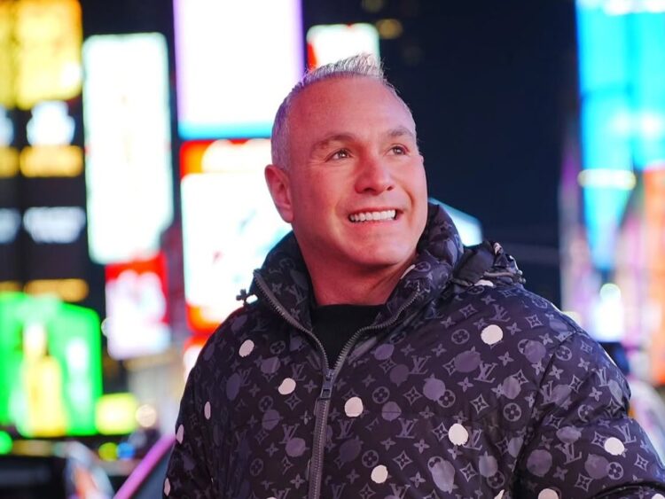 Alejandro Gou revela cómo logró reunir a Belinda y Danna en “Mentiras All Stars” y adelanta los grandes musicales que llegarán a México. | AMEXI/FOTO: IG @alexgoyboy